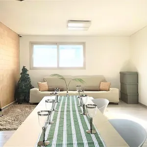 ゲストハウス Koin Airport